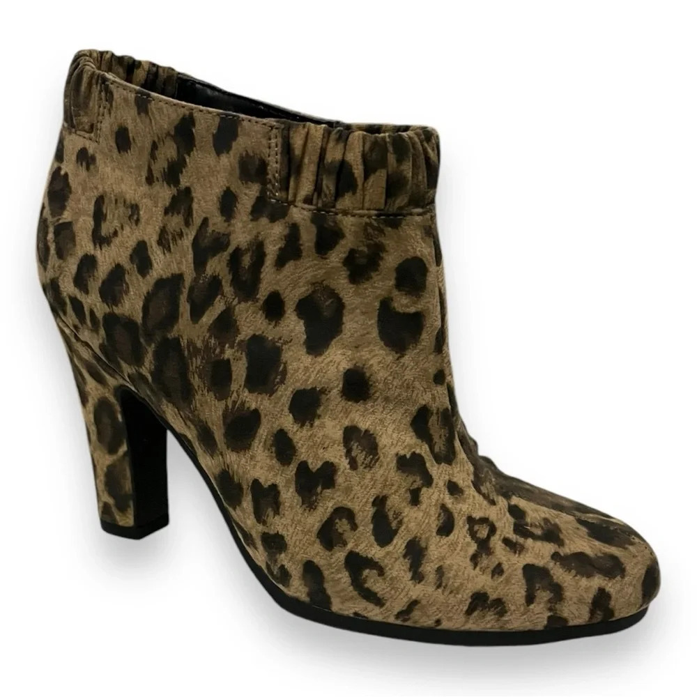 SAM & LIBBY Women's Selena Animal‎ Print Ankle Boots Size 6 | EUC